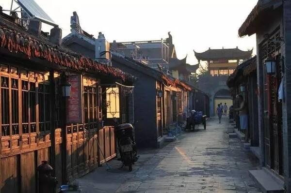 看杨国忠的取暖方式，就知道他为什么死有余辜了